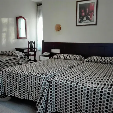 Hotel Royal 2*