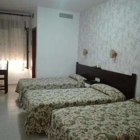 Royal Hotel 2*